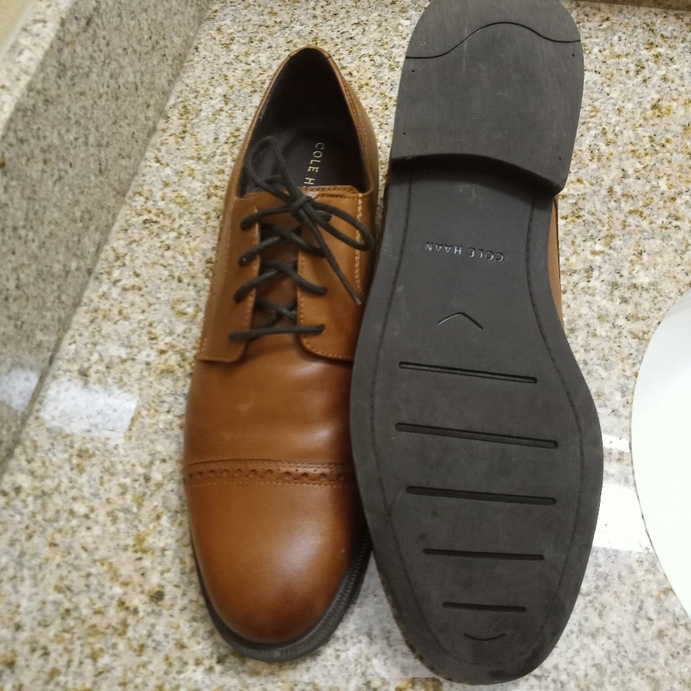 Cole Haan Men's Dress Shoe Cap Toe  Size 12